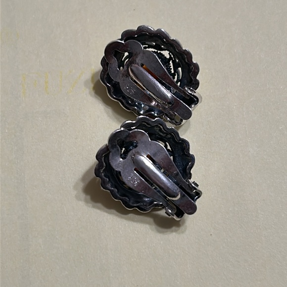 Vintage sterling silver Clip Earrings - Picture 2 of 8